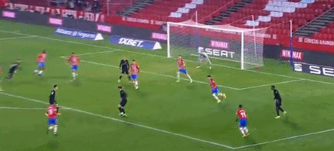 国脚徐新接近加盟云南玉昆，31岁中场驰援保级队，双赢还是冒险？