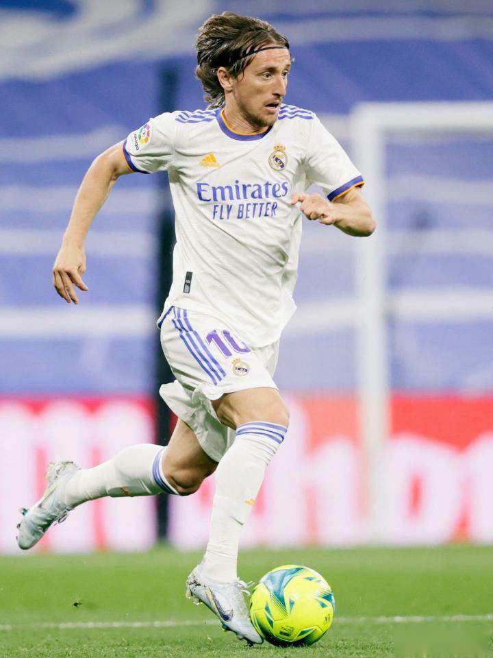 剑南春｜米兰1-0国米，普利希奇制胜，恰20点球被迈尼昂扑出